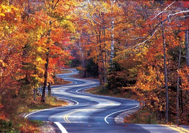 9 Great Motorcycle Routes in the USA | Heaven for Riders 1 Motorcycle ride To Tail Of The Dragon