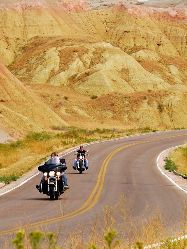 7.-Motorcycle-Route-To-The-Black-Hills