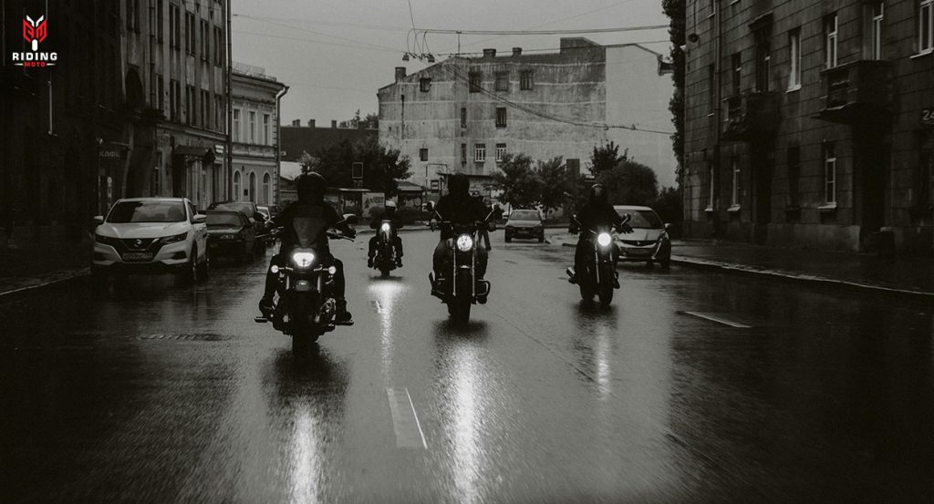 The Ultimate Guide to RidingMoto: Your All-in-One Companion for Motorcycle Adventures 2 How 'RidingMoto' Supports New Riders