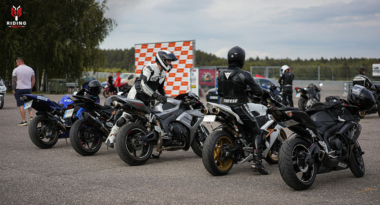 Weekend gateways for Motorcycle Enthusiasts