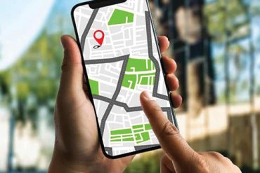 Home 22 Why Every Motorcycle Rider Needs a Navigation App for Safety