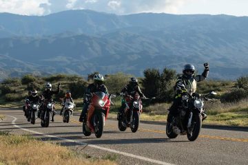 Tips for Leading a Group Bike Ride Safely and Efficiently