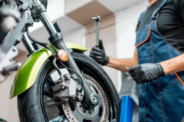 Motorcycle Maintenance Made Easy: How RidingMoto Can Help You Stay on Top of Bike Care