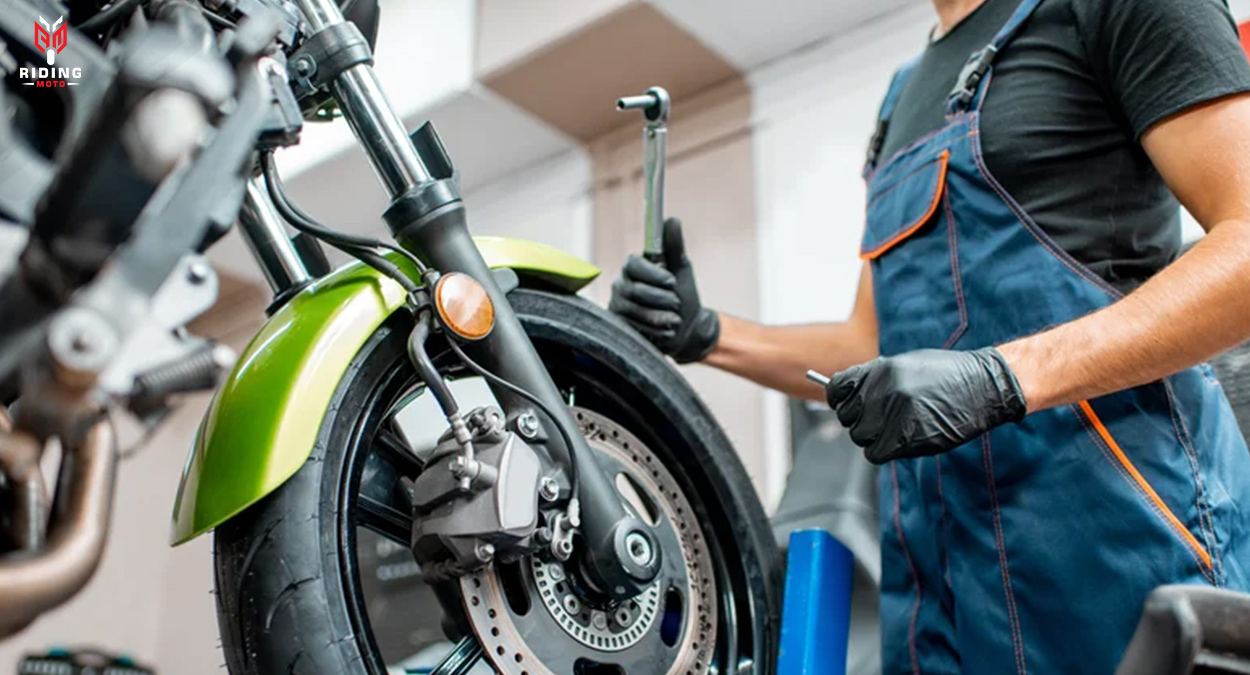 Motorcycle Maintenance Made Easy: How RidingMoto Can Help You Stay on Top of Bike Care