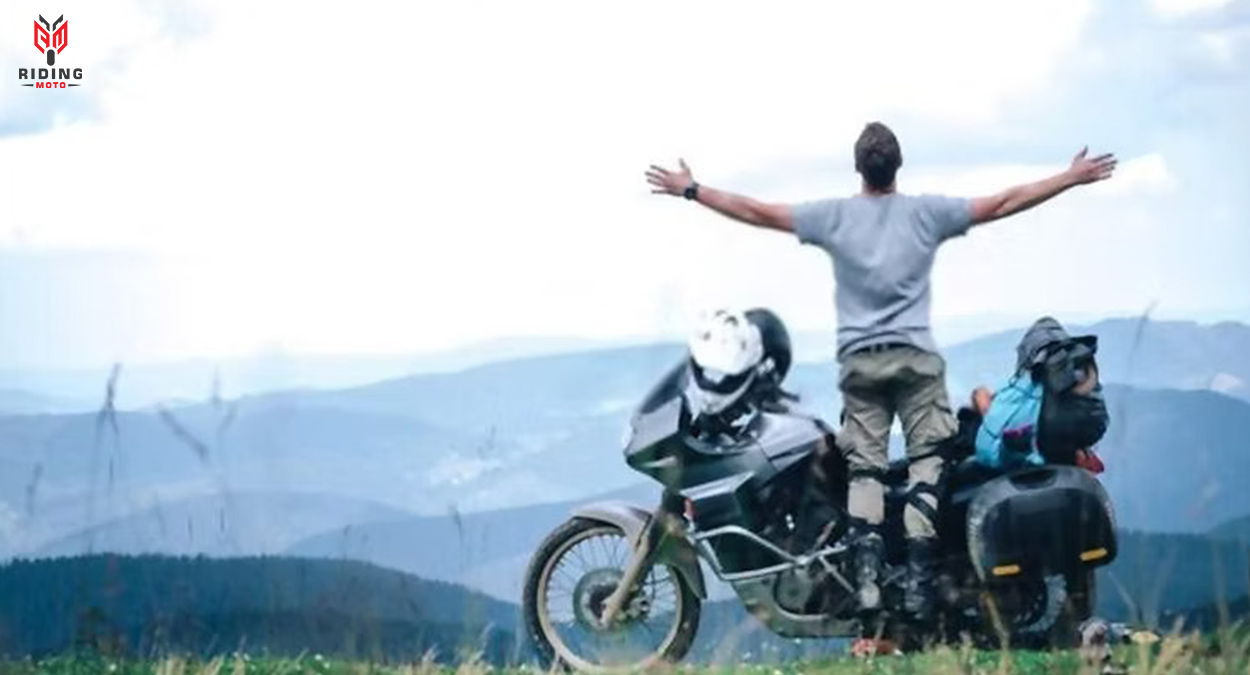 The Psychology of Motorcycle Riding: How RidingMoto Can Help You Tune Into Your Inner Ride